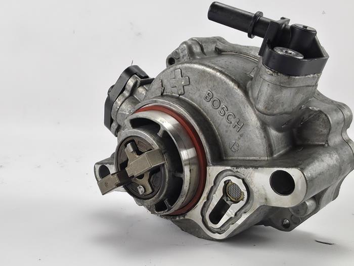 Usagé Pompe à vide (diesel) Ford Transit Connect (PJ2) 1.5 EcoBlue Prix € 60,50 Prix TTC proposé par WH Carparts