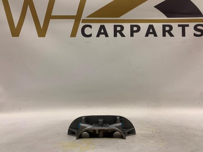 Usagé Boîtier arbre à cames Ford Focus 3 1.5 EcoBoost 16V 150 Prix € 24,20 Prix TTC proposé par WH Carparts