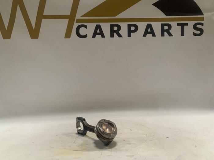 Piston d'un Ford Focus 3 1.5 EcoBoost 16V 150 2019