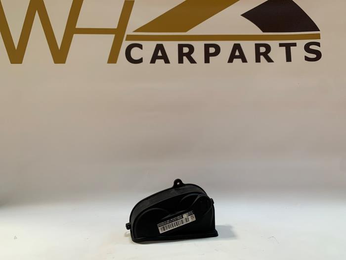 Neue Kettenkasten Deckel Volkswagen Golf VII (AUA) 1.2 TSI 16V Preis € 12,10 Mit Mehrwertsteuer angeboten von WH Carparts
