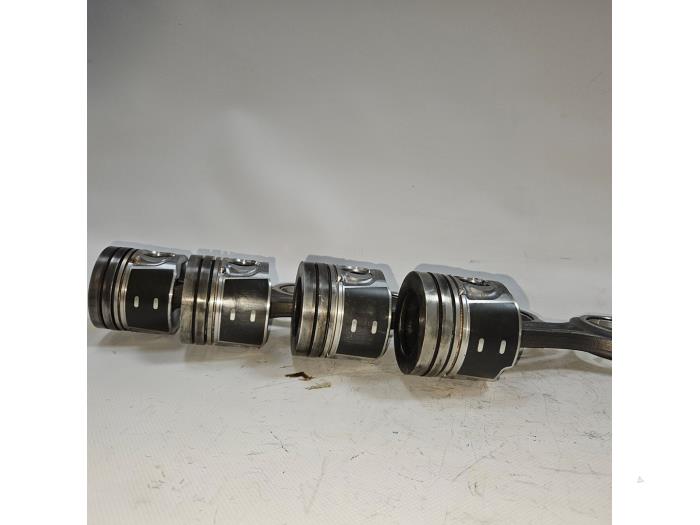 Used Piston Ford Fiesta 7 1.5 TDCi 85 Price € 211,75 Inclusive VAT offered by WH Carparts