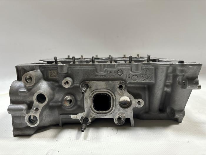 Gebrauchte Zylinderkopf Ford Focus 4 1.0 Ti-VCT EcoBoost 12V 125 Preis € 363,00 Mit Mehrwertsteuer angeboten von WH Carparts