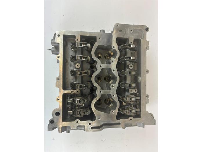 Usagé Culasse Ford Focus 4 1.0 Ti-VCT EcoBoost 12V 125 Prix € 363,00 Prix TTC proposé par WH Carparts