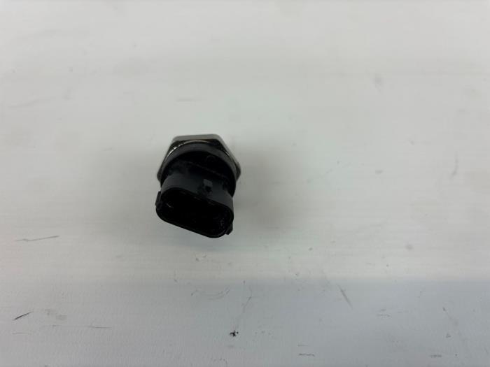 Begagnade MAP-sensor (insugsrör) Ford Transit Custom 2.0 TDCi 16V Eco Blue 130 Pris € 24,20 Inklusive moms erbjuds av WH Carparts