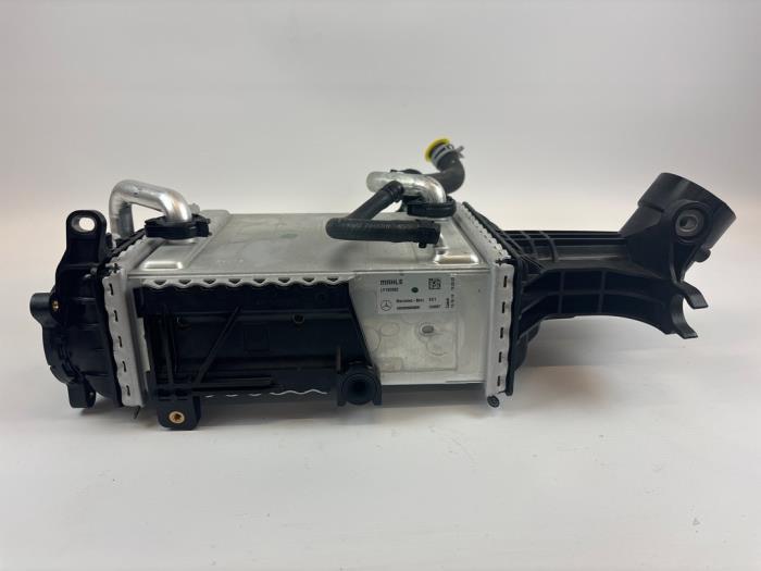 Nuevos Intercooler Mercedes CLS (C257) 350d 2.9 24V Precio € 242,00 IVA incluido ofrecido por WH Carparts