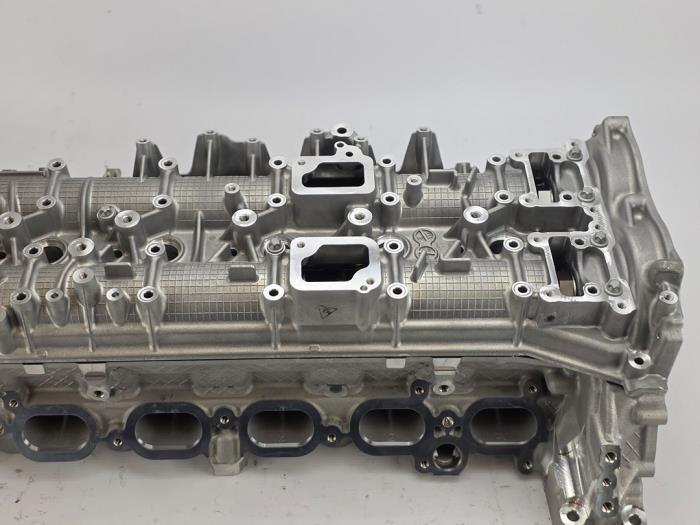 Neuf Culasse Mercedes S (W223) 3.0 S-450 24V 4-Matic EQ Boost Prix € 1.815,00 Prix TTC proposé par WH Carparts