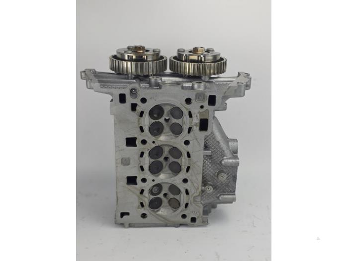 Begagnade Topplock Ford Fiesta 7 1.1 Ti-VCT 12V 75 Pris € 544,50 Inklusive moms erbjuds av WH Carparts