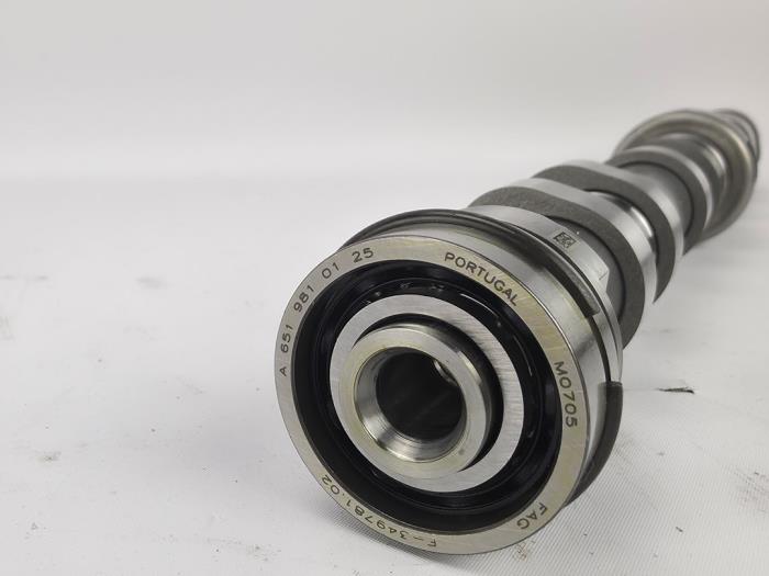 Neuf Arbre à cames Mercedes A (W176) 2.2 A-200 CDI, A-200d 16V 4-Matic Prix € 151,25 Prix TTC proposé par WH Carparts