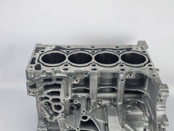 New Engine crankcase Mercedes C (W206) C-200 2.0 EQ Boost 4-Matic Price € 1.512,50 Inclusive VAT offered by WH Carparts