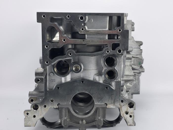 New Engine crankcase Mercedes C (W206) C-200 2.0 EQ Boost 4-Matic Price € 1.512,50 Inclusive VAT offered by WH Carparts