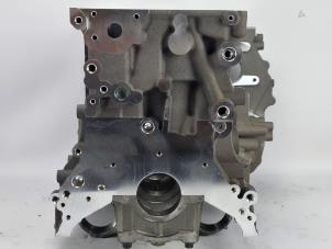 Engine crankcase from a Mercedes-Benz V (447.8) 2.0 200d 16V 4-Matic 2020