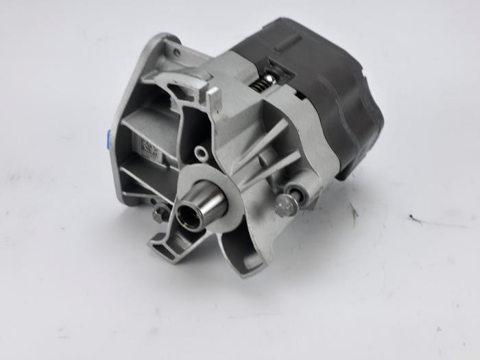 Nowe Pompa oleju Mercedes S (W223) 3.0 S-450 24V 4-Matic EQ Boost Cena € 302,50 Z VAT oferowane przez WH Carparts