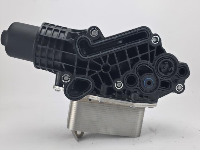 Neue Ölkühler Mercedes S (W223) 3.0 S-450 24V EQ Boost Preis € 193,60 Mit Mehrwertsteuer angeboten von WH Carparts