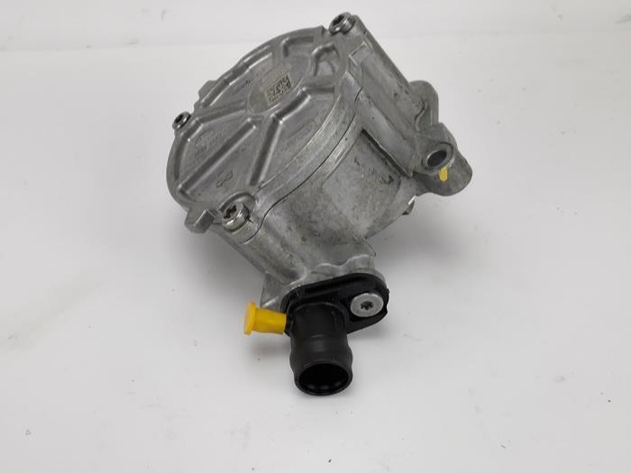 Neue Vakuumpumpe (Benzin) Mercedes A (177.0) 1.3 A-160 Turbo 16V Preis € 60,50 Mit Mehrwertsteuer angeboten von WH Carparts