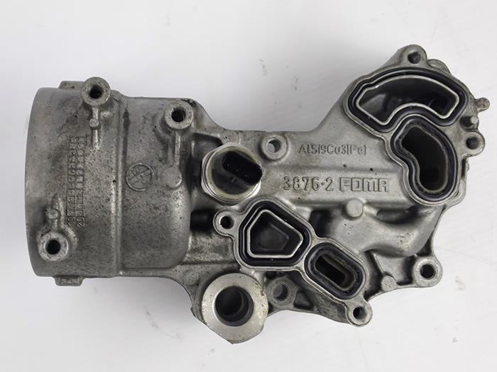Gebrauchte Ölfiltergehäuse Ford Transit Connect (PJ2) 1.5 EcoBlue Preis € 60,50 Mit Mehrwertsteuer angeboten von WH Carparts