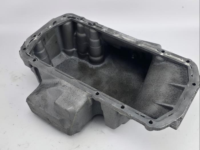 Usagé Couvercle carter Ford Focus 4 Wagon 1.5 EcoBlue 120 Prix € 60,50 Prix TTC proposé par WH Carparts