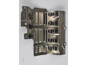 Couvercle carter d'un Ford Grand C-Max (DXA) 1.0 Ti-VCT EcoBoost 12V 125 2019