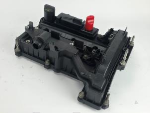 Ventildeckel van een Ford Focus 3 Wagon 1.0 Ti-VCT EcoBoost 12V 125 2016