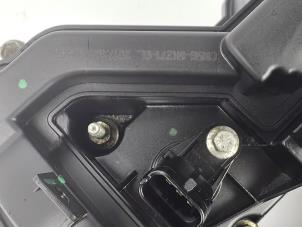 Ventildeckel van een Ford Focus 3 Wagon 1.0 Ti-VCT EcoBoost 12V 125 2016