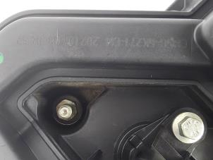 Ventildeckel van een Ford Focus 3 Wagon 1.0 Ti-VCT EcoBoost 12V 125 2016