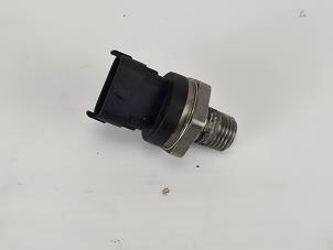 Öldrucksensor van een Ford Transit 2.0 TDCi 16V Eco Blue 130 2020