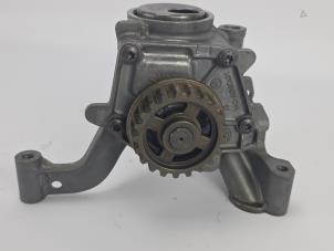 Ölpumpe van een Ford C-Max (DXA) 1.0 Ti-VCT EcoBoost 12V 125 2019