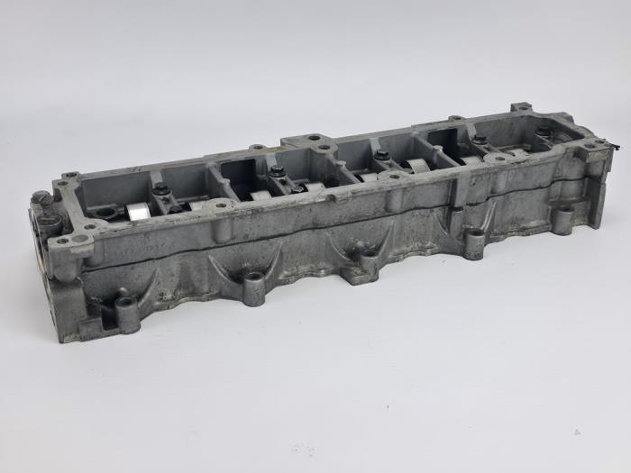 Usagé Boîtier arbre à cames Ford Fiesta 7 1.5 TDCi 85 Prix € 121,00 Prix TTC proposé par WH Carparts