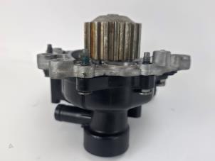 Pompe à eau d'un Ford Transit Connect (PJ2) 1.5 EcoBlue 2021