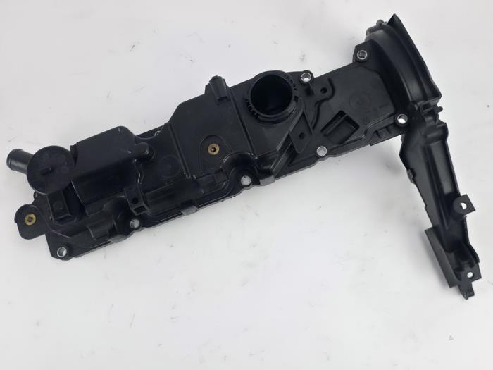 Ventildeckel van een Ford Transit Connect (PJ2) 1.6 TDCi 16V 95 2014