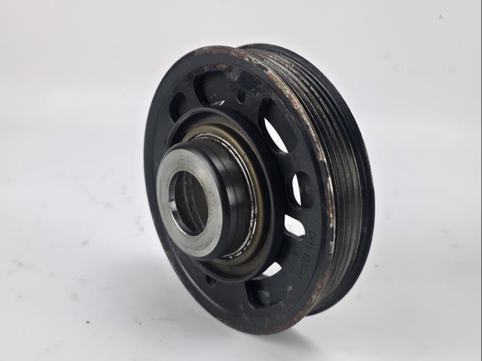 Gebrauchte Kurbelwelle Riemenscheibe Ford Focus 3 Wagon 1.0 Ti-VCT EcoBoost 12V 125 Preis € 36,30 Mit Mehrwertsteuer angeboten von WH Carparts