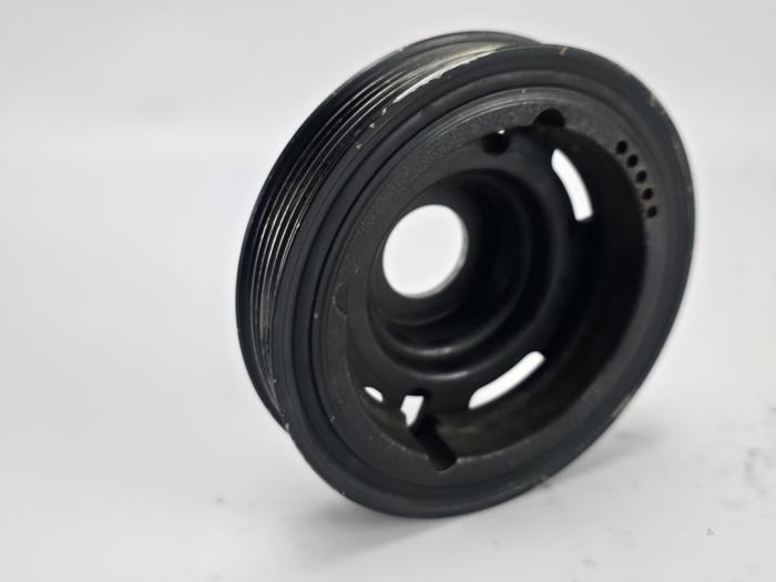 Gebrauchte Kurbelwelle Riemenscheibe Ford Focus 3 Wagon 1.0 Ti-VCT EcoBoost 12V 125 Preis € 36,30 Mit Mehrwertsteuer angeboten von WH Carparts