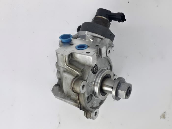 Begagnade Dieselpump Ford Transit Connect (PJ2) 1.5 EcoBlue Pris € 242,00 Inklusive moms erbjuds av WH Carparts