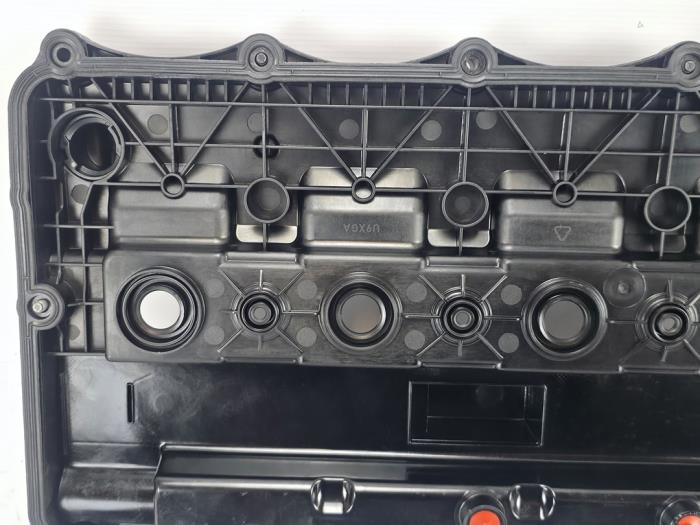 Gebrauchte Ventildeckel Ford Ranger 3.2 TDCI 20V Preis € 90,75 Mit Mehrwertsteuer angeboten von WH Carparts