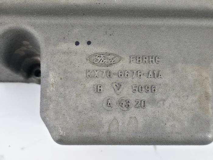 Usagé Couvercle carter Ford Focus 4 Wagon 1.5 EcoBlue 120 Prix € 60,50 Prix TTC proposé par WH Carparts