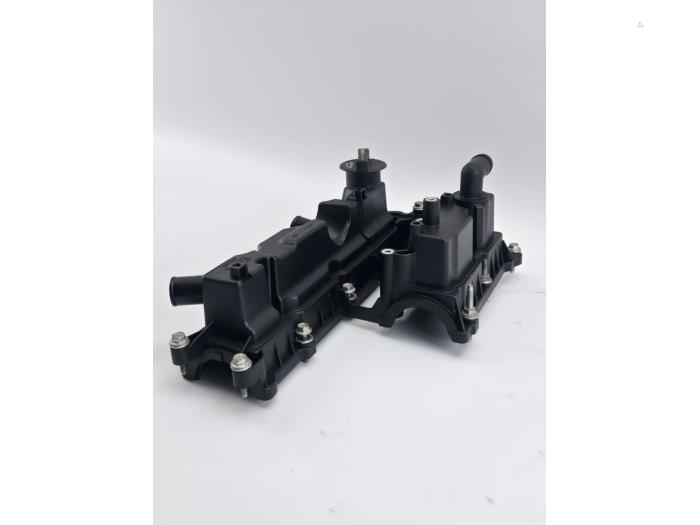Ventildeckel van een Ford Focus 3 1.5 EcoBoost 16V 150 2018