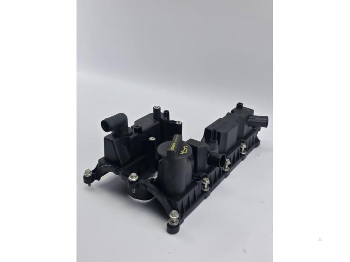 Ventildeckel van een Ford Focus 3 1.5 EcoBoost 16V 150 2018