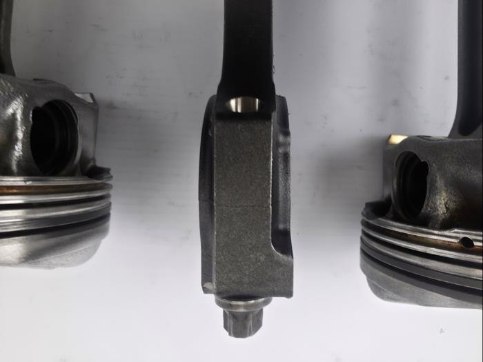 Tlok z Ford Focus 3 1.5 EcoBoost 16V 150 2018