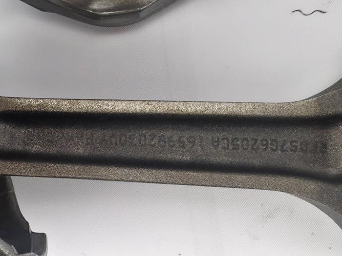 Piston d'un Ford Focus 3 1.5 EcoBoost 16V 150 2019