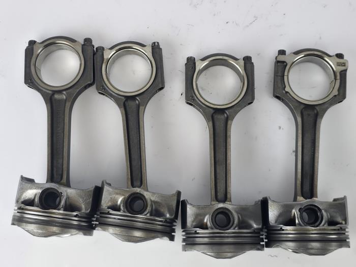 Piston d'un Ford Focus 3 1.5 EcoBoost 16V 150 2019