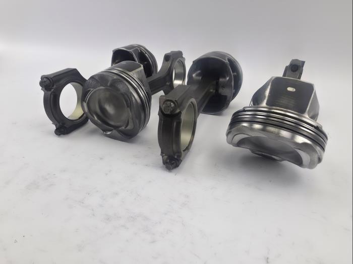 Piston d'un Ford Focus 3 1.5 EcoBoost 16V 150 2019