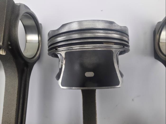 Piston d'un Ford Focus 3 1.5 EcoBoost 16V 150 2019