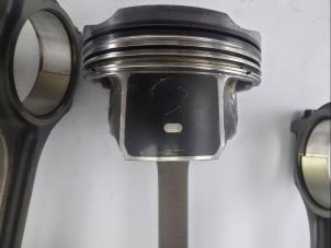 Piston d'un Ford Focus 3 1.5 EcoBoost 16V 150 2019