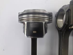 Piston d'un Ford Focus 3 1.5 EcoBoost 16V 150 2019