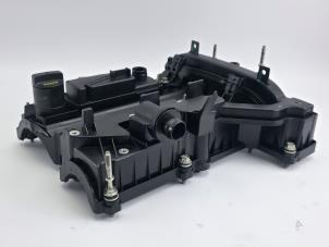 Ventildeckel van een Ford Focus 3 Wagon 1.0 Ti-VCT EcoBoost 12V 125 2016