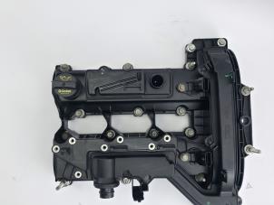 Ventildeckel van een Ford Focus 3 Wagon 1.0 Ti-VCT EcoBoost 12V 125 2016