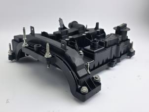 Ventildeckel van een Ford Focus 3 Wagon 1.0 Ti-VCT EcoBoost 12V 125 2016