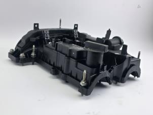 Ventildeckel van een Ford Focus 3 Wagon 1.0 Ti-VCT EcoBoost 12V 125 2016