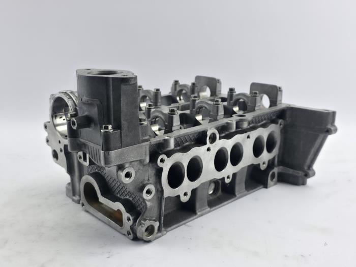 Culasse d'un Ford Grand C-Max (DXA) 1.0 Ti-VCT EcoBoost 12V 125 2020