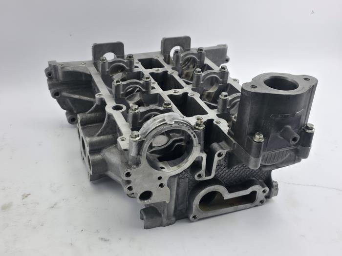 Culasse d'un Ford Grand C-Max (DXA) 1.0 Ti-VCT EcoBoost 12V 125 2020