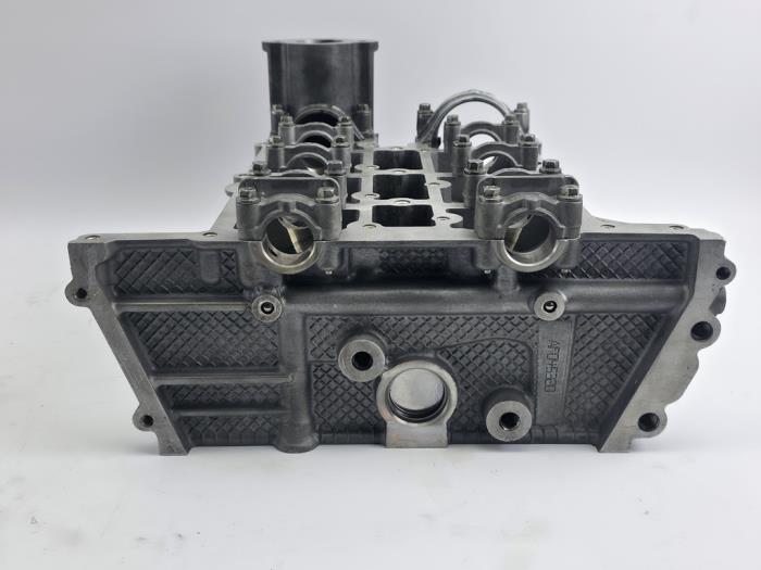 Culasse d'un Ford Grand C-Max (DXA) 1.0 Ti-VCT EcoBoost 12V 125 2020